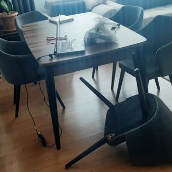 Evim Turkuaz Mobilya Kalitesiz Ve Sorumsuz Firmanın Ürünleri