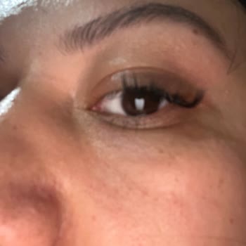 Verona Güzellik Salonu İpek Kirpik Hizmeti