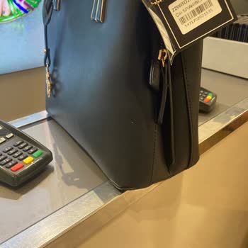 Derimod Firma İşleyiş Sıkıntısı Ve Çalışan Davranışlarının Yanlışlığı