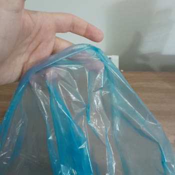 A101 Çöp Poşetindeki Malzeme Değişikliği ve Kalitesizlik