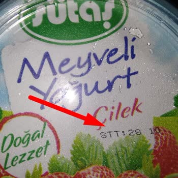 Sütaş Meyveli Yoğurt Son Tüketim Tarihinde Yıl İbaresi Yok!