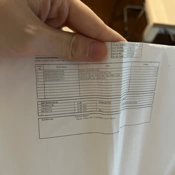 Sephoranın Büyük Benefit Maskara Alana Kampanya Küçük Boy Göndermemesi