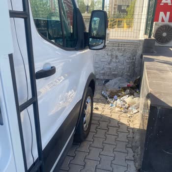 Diyarbakır Büyükşehir Belediyesi Belediyenin Yapmadığı Temizlik!