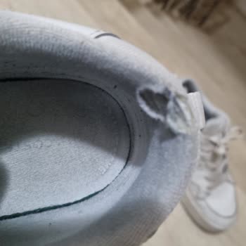Lacoste Marka Ayakkabı Sorunu