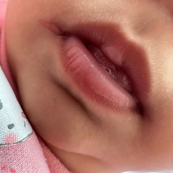 ebebek Bebek Ürünü Bebeğe Zarar Verdi, Wee Diş Kaşıyıcı