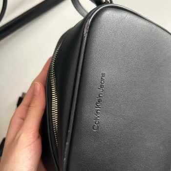 Hepsiburada Boyner Satıcısından Alınan Calvin Klein Bag Dökülüyor