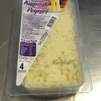 Kebir Kuymak Peyniri Kapalı Kutu Fakat Küflenmiştir!