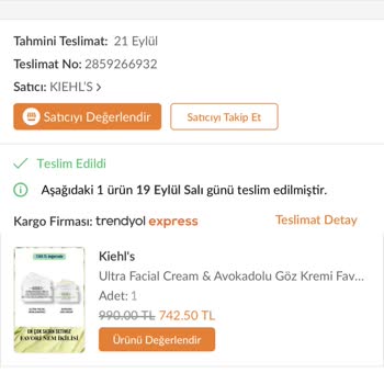 Kiehl's Ürünlerinin Arkasında Durmuyor!