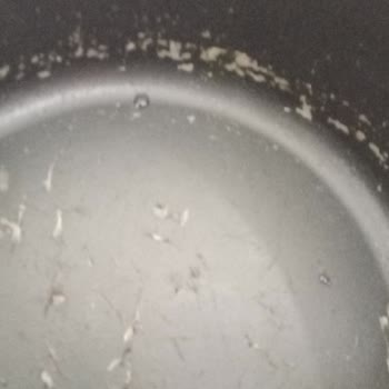 Sinbo Tencerem Birkaç Kez Kullandıktan Sonra Soyulmaya Başladı