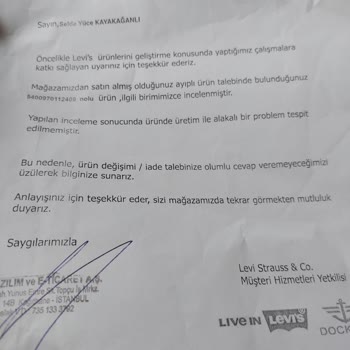 Levi's Pantolon Senesi Dolmadan Yırtılıyor