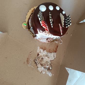 Getir Yaş Pastam Dağılmış