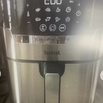 Tefal Grill Air Fryer'ın İçindeki Çivi Yemeğimden Çıktı