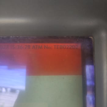 TEB ATM De Sıkışan Para