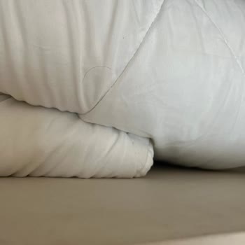 Otelz İlgisizliği Ve Çözümsüzlüğü