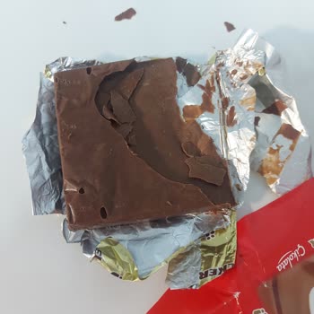 Ülker Sutlu Çikolatanın Eksik Ve Bozuk Olması
