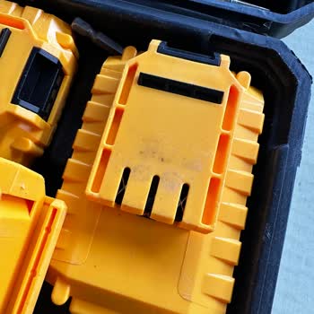 Dewalt Kullanılmış Ve Eksik Cihaz