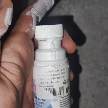 FLO Ayakkabı FLO Kalitesiz Ayakkabı Boyası