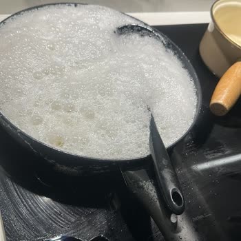 Yudum Yağ Köpürmesi