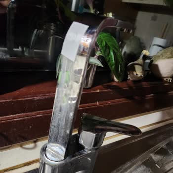 ECA Star Borusu Su Kaçırıyor