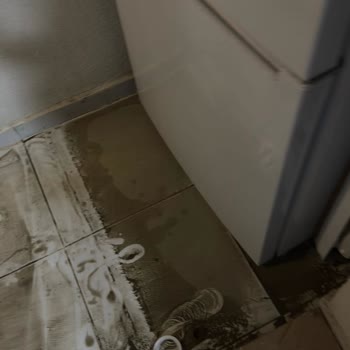 TOKİ Gider Sorunu Balkon Taştı