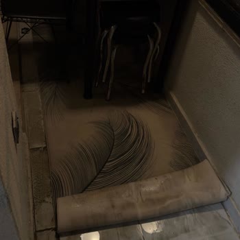 TOKİ Gider Sorunu Balkon Taştı