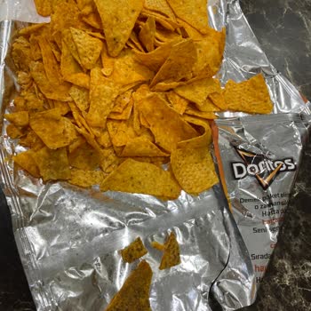 Doritos Paketin İçerisinde Bulunan Cipsler