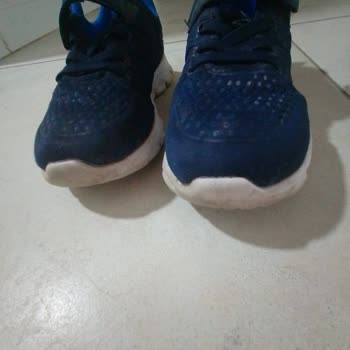 Kinetix Ayakkabı Ve Bitmek Bilmeyen Kokusu