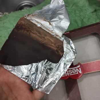 Nestle Bayat Ve Bozuk Çıkan Çikolata