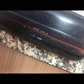 Özşanal Teşhirdeki Sattığı Ürün Defolu Çıktı Götürdük Yardımcı Olmadı