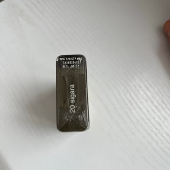 Marlboro Marka Sigarada Böcek Var!