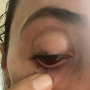 Maybelline New York Maskarası Biraz Yağmurda, Kör Ediyordu
