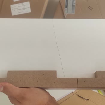 Koçtaş Aldığım Ürünlerin Hepsi Hasarlı Ve Hepsinin Değişimi Sağlanmıyor.