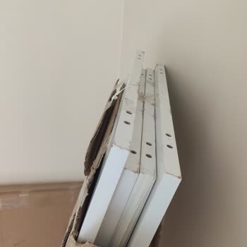 Koçtaş Aldığım Ürünlerin Hepsi Hasarlı Ve Hepsinin Değişimi Sağlanmıyor.