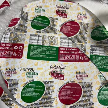 BİM Pasta Tabanı Kurtlu Çıktı