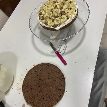 BİM Pasta Tabanı Kurtlu Çıktı