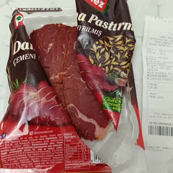 Polonez Marka Pastırma Kokusu Ve Tadı Bozuk