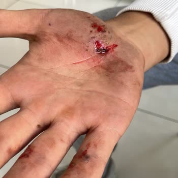 Beylikdüzü Belediyesi Yol Çalışmasını Yarıda Bırakmış