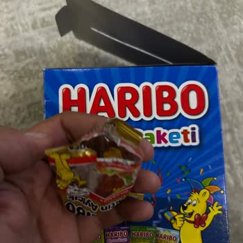 Haribo Firmasının Ambalajı Açık Jelibon Satması