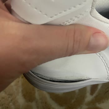 Lacosteturkiye.com.tr Lacoste Ayakkabı Sol Topuk Açılması