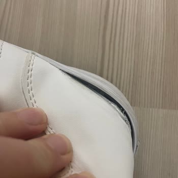 Lacosteturkiye.com.tr Lacoste Ayakkabı Sol Topuk Açılması