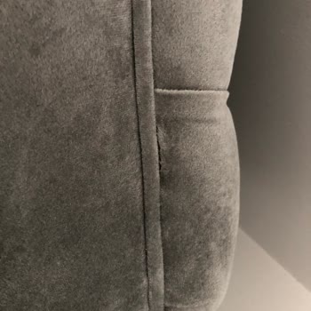 Bellona Koltuk Yırtık Ve Çizik Geldi