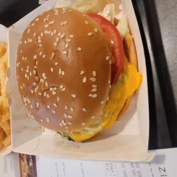 McDonald's Yanlış Servis. Yanlış Tavır.