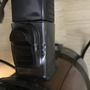 Trendyol'dan Aldığım Fantom P5000 Provac Makinemde Çatlak
