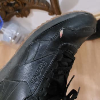 Reebok Ayakkabının Çok Kısa Sürede Deforme Olması