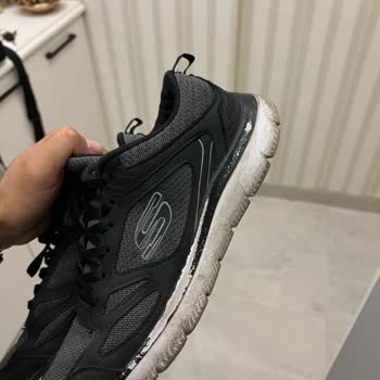 Skechers Markalı Ayakkabının Sorumsuzluğu