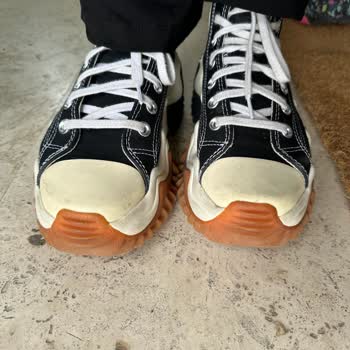 SuperStep Converse Türkiye Ye Hitaben