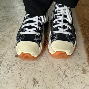 SuperStep Converse Türkiye Ye Hitaben