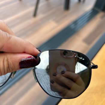 Atasun Optik Osse Güneş Gözlüğü Marka Yazısı Siliniyor