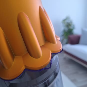 Dyson Yan Çevrelerinde Soyulma Ve Atma