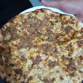 Hacıoğlu Restaurant Lahmacunda Malzeme Yok